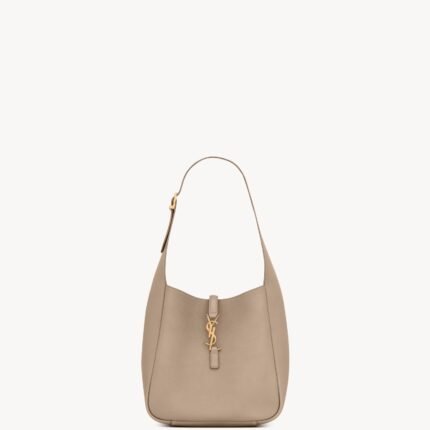 LE 5 À 7 Small Soft Pebbled Leather Shoulder Bag – Style No. 713938AAAUQ1722