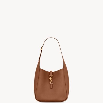 LE 5 À 7 Small Soft Pebbled Leather Shoulder Bag – Style No. 713938AAAUQ2536