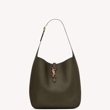 LE 5 À 7 Large Soft Grained Leather Bag – Style No. 753837AAAUQ3212